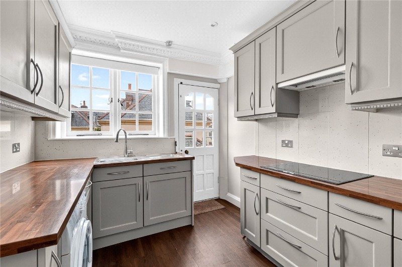 Russell Road, Shepperton, Surrey, TW17