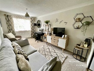 Holme Road, Highcliffe, Christchurch, Dorset, BH23