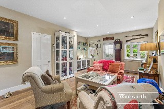 Totteridge Village, London, N20