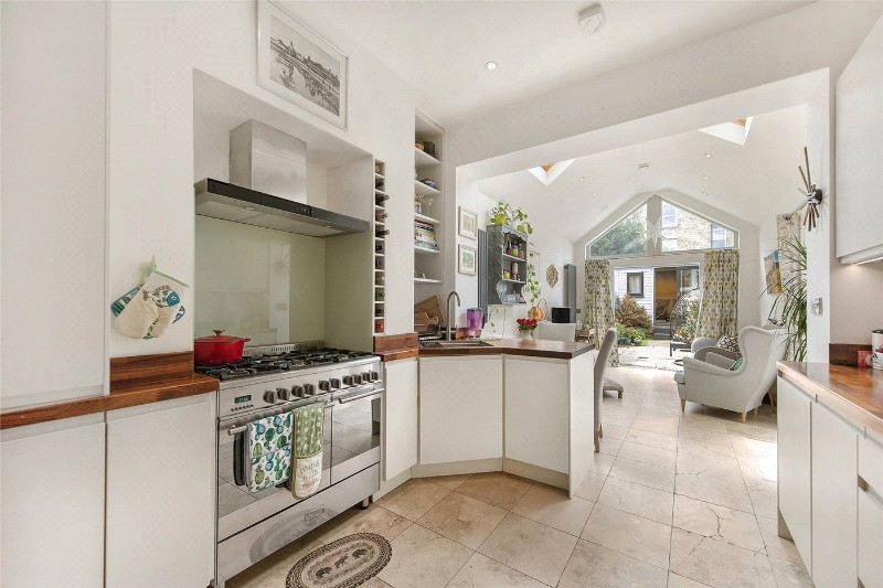 Cromford Road, London, SW18