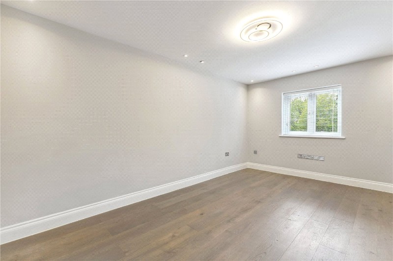 Sandy Lane, Chobham, Surrey, GU24