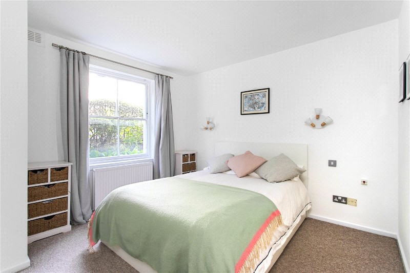 Highbury Hill, London, N5