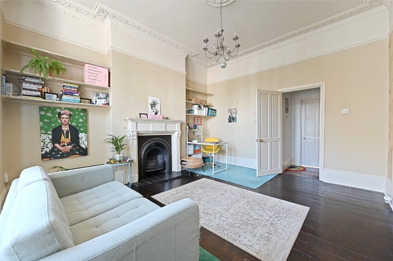 Askew Road, London, W12