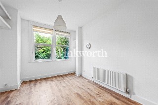 Newnham Road, London, N22