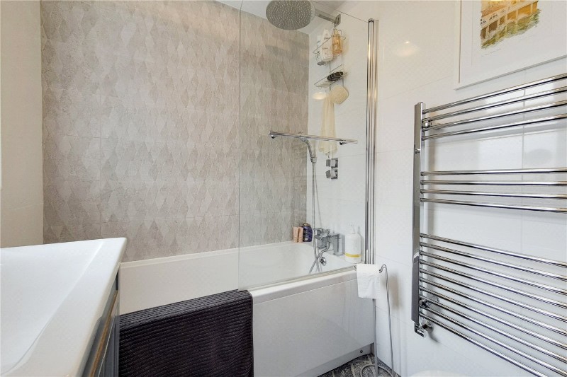 Draycot Road, Surbiton, KT6
