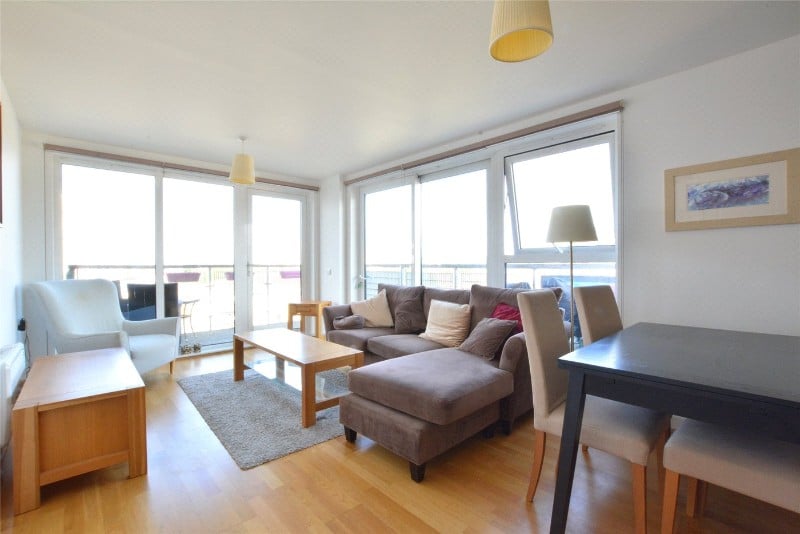 Tarves Way, London, SE10