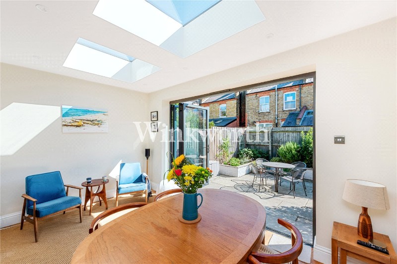 Hewitt Avenue, London, N22