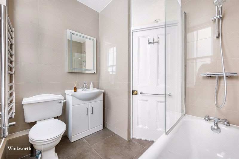 Sutton Court, Fauconberg Road, London, W4