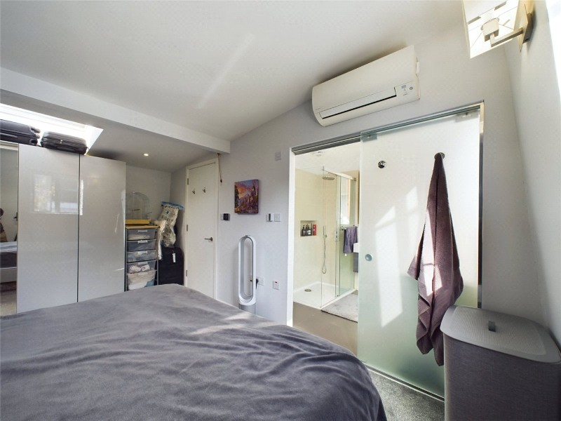 Bridel Mews, London, N1