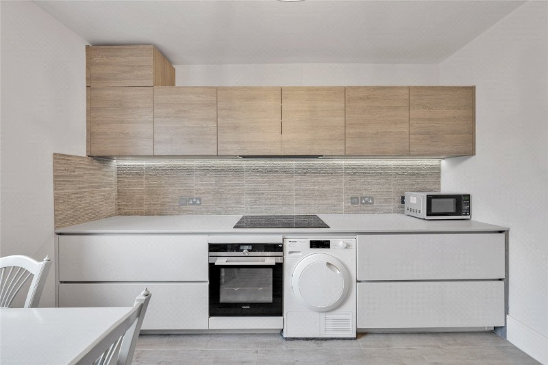 Randolph Avenue, London, W9