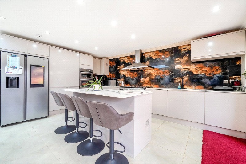 Beverley Way, London, SW20