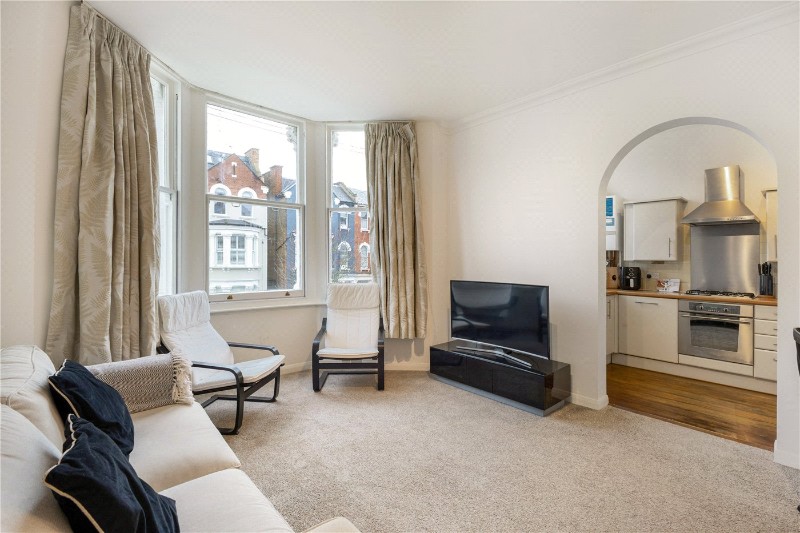 Sisters Avenue, London, SW11