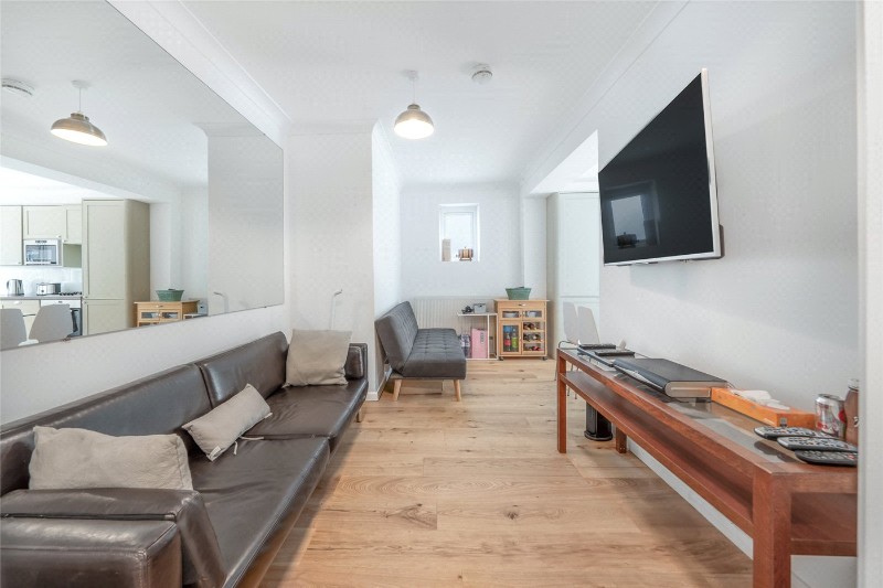 Finchley Road, St John&#39;s Wood, London, NW8