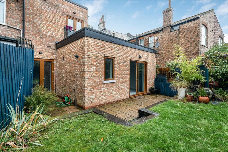 East End Road, East Finchley, London, N2