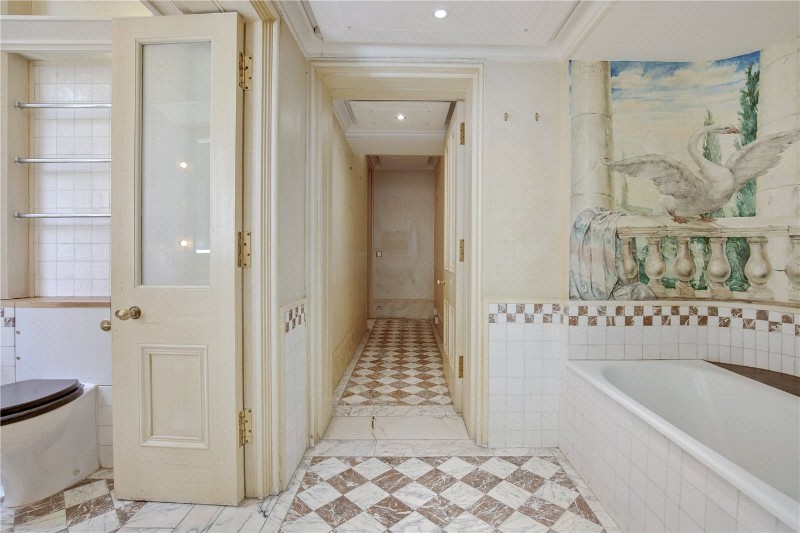 Ennismore Gardens, London, SW7