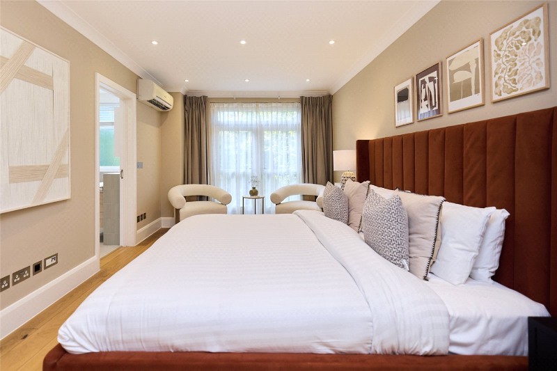 Queensmead, St John's Wood Park, St John's Wood, London, NW8