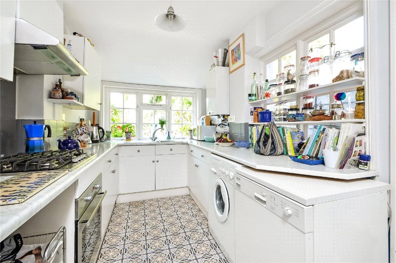 Bar End Road, Winchester, Hampshire, SO23