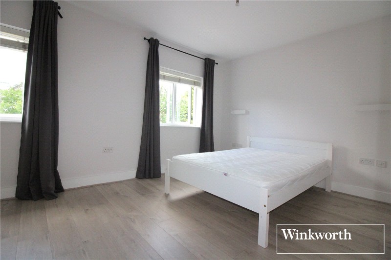 Hale Lane, London, NW7