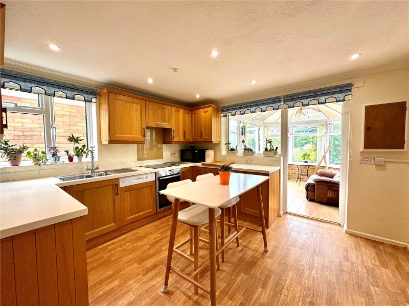 Highfield Crescent, Winterslow, Salisbury, Wiltshire, SP5