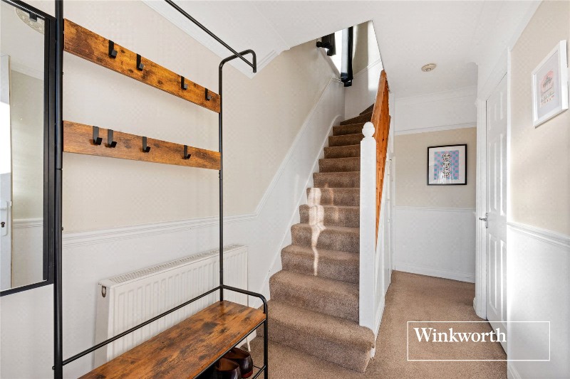 Daneland, East Barnet, EN4