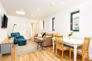 Southfields Road, London, SW18