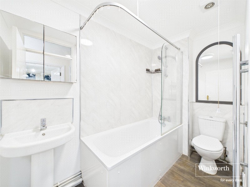 Field Mead, Colindale, London, NW9