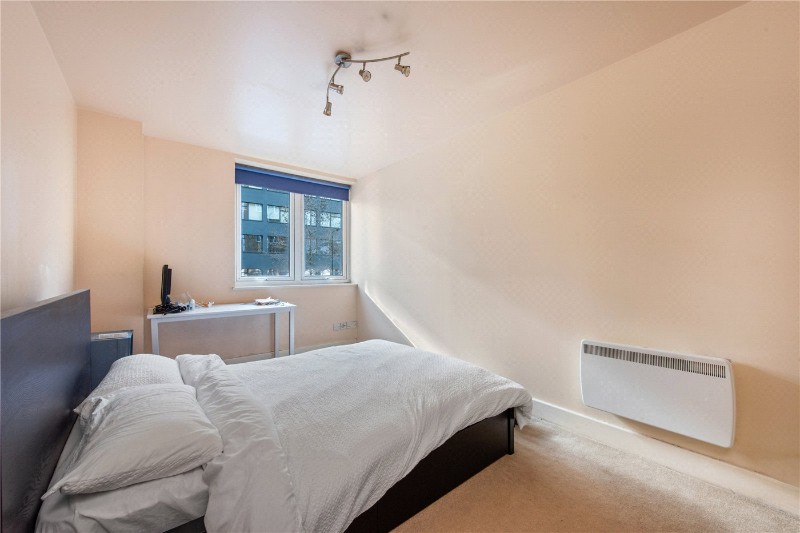 Commercial Road, London, E1