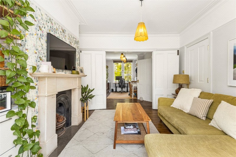 Nevill Road, London, N16