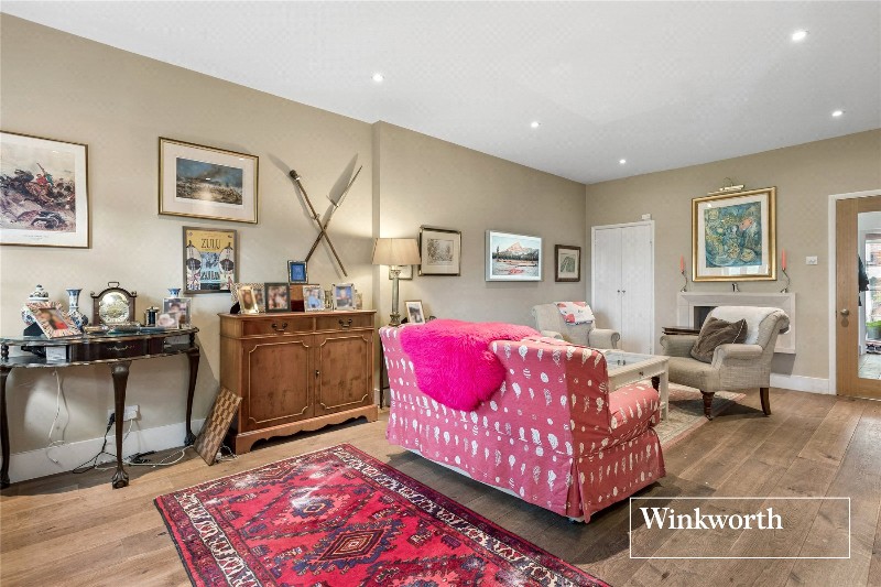 Totteridge Village, London, N20