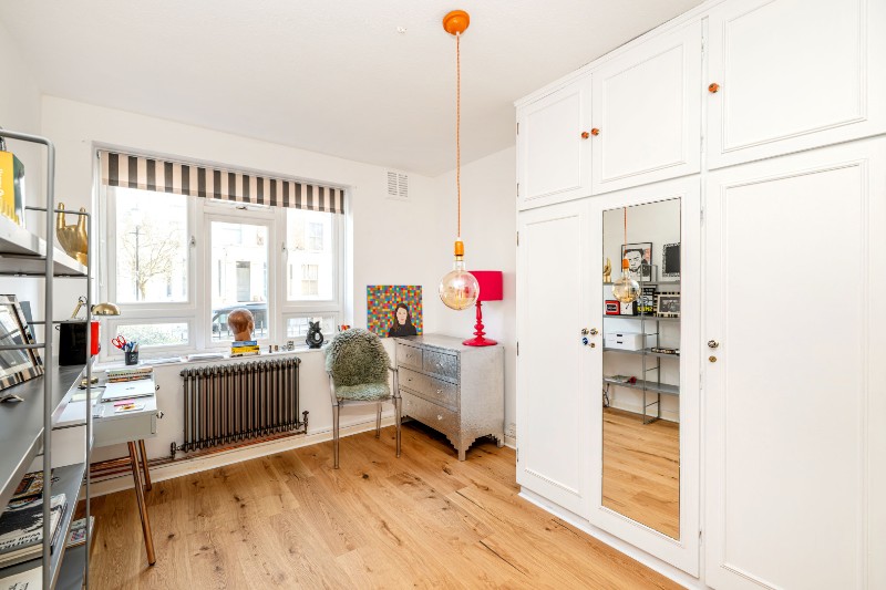 Blenheim Crescent, London, W11