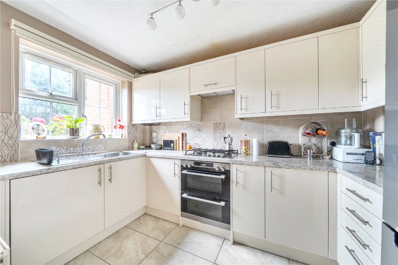 Hurlands Place, Farnham, Surrey, GU9