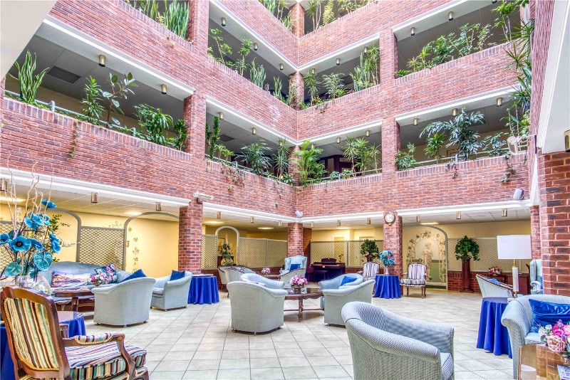 Canford Cliffs Road, Poole, Dorset, BH13