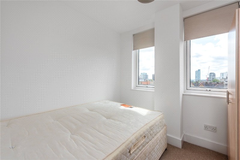 Commercial Road, London, E1