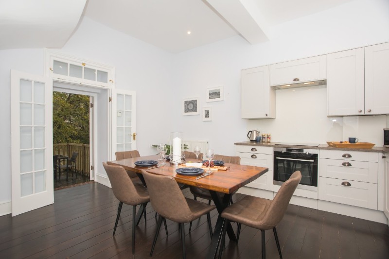 1 Cleveland Bridge, Bath, Somerset, BA1