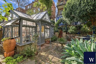 Southwood Lane, London, N6