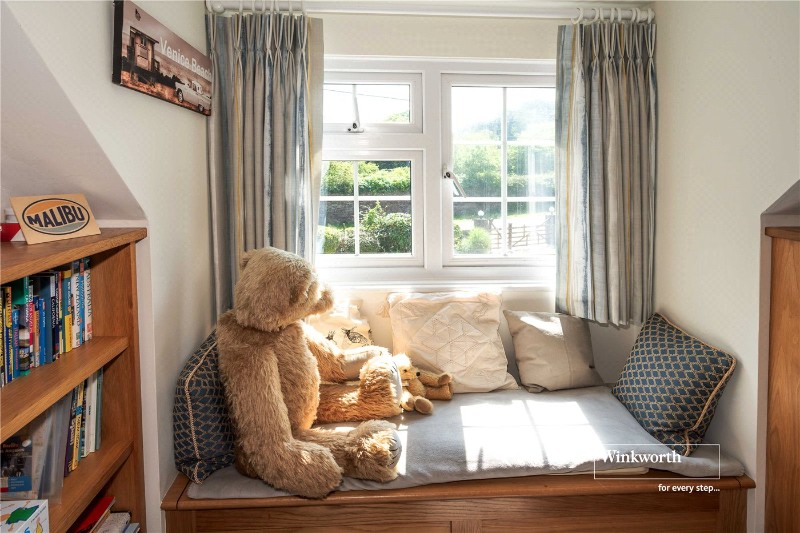 Brownhill Road, Wootton, Nr New Milton, Hampshire, BH25