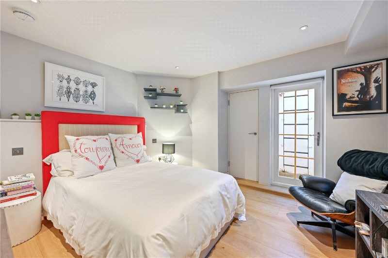 Lonsdale Road, London, W11