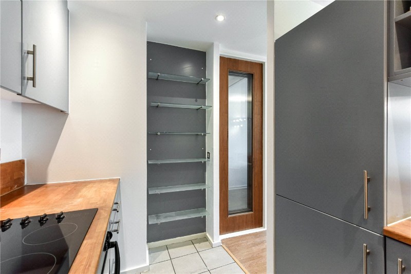 Myddelton Passage, London, EC1R