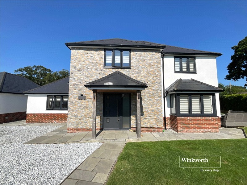 Kennard Road, New Milton, Hampshire, BH25