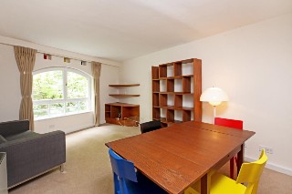 Rosebery Avenue, Clerkenwell, London, EC1R