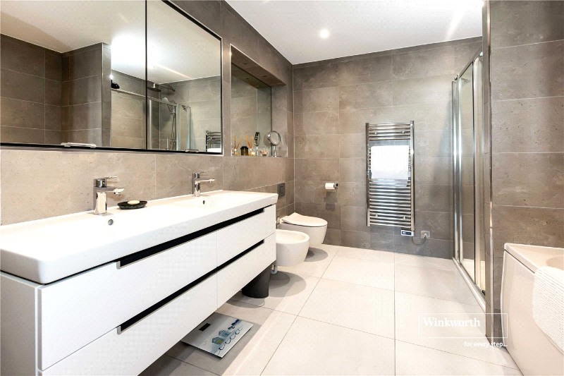 Wharncliffe Road, Highcliffe, Christchurch, Dorset, BH23