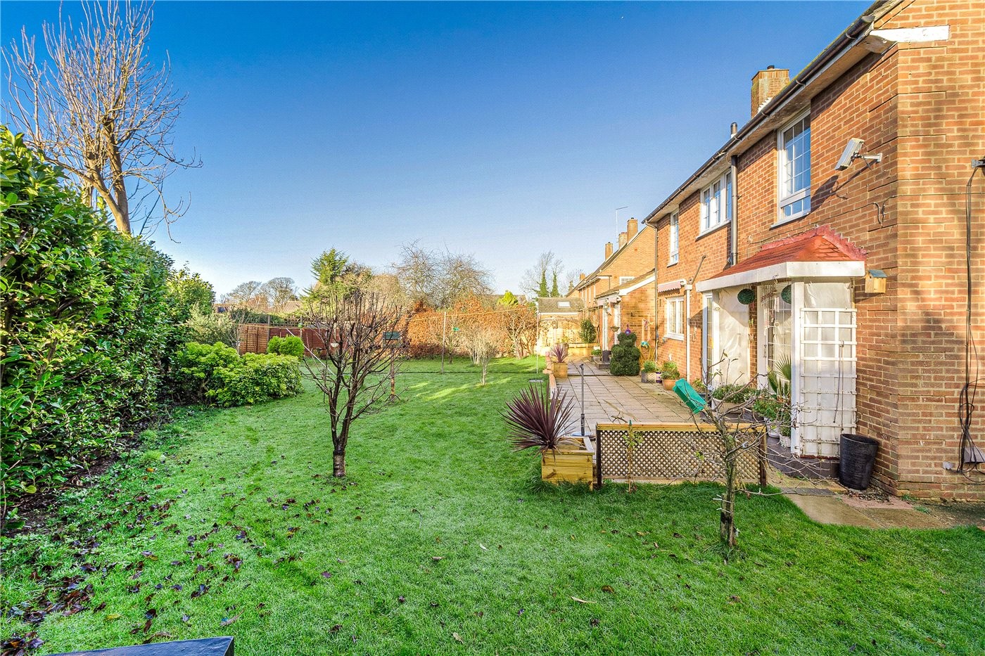 4 bedroom property for sale in Wootton Hall Park, East Hunsbury