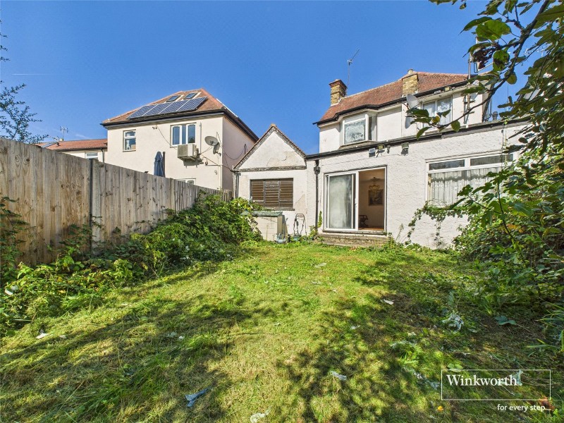 Queens Walk, Kingsbury, London, NW9