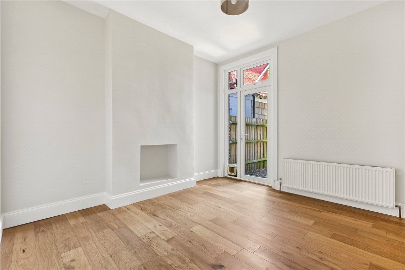 Crusoe Road, Mitcham, CR4