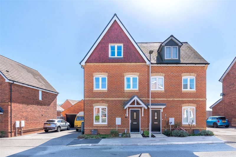 Bluebell Crescent, Wimborne, Dorset, BH21