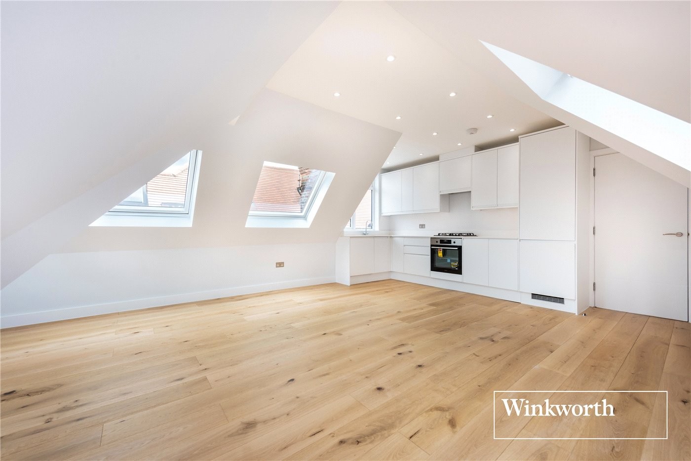 2 bedroom property for sale in Princes Avenue, Finchley, N3 (Ref