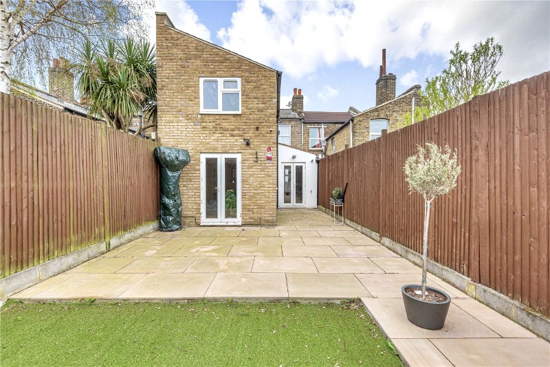 Hollydale Road, Peckham Rye, SE15