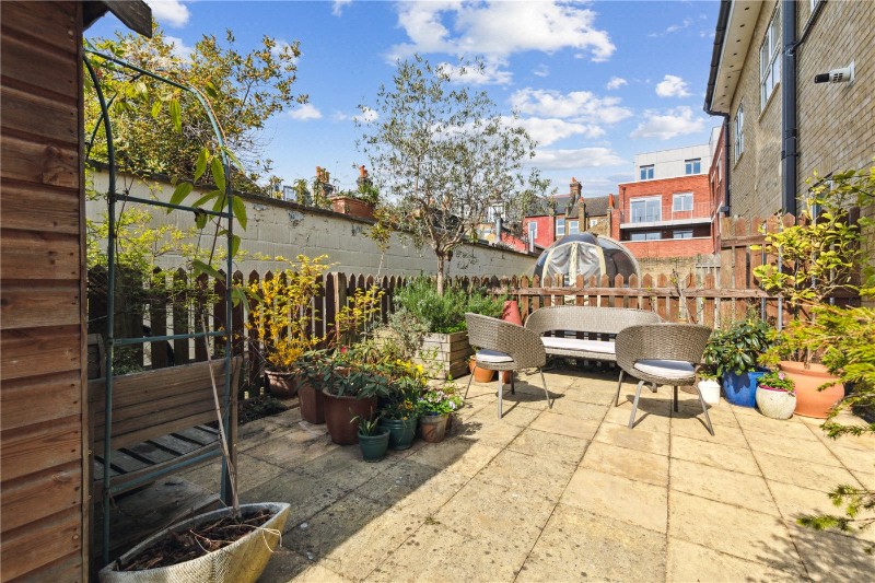 Byton Road, London, SW17