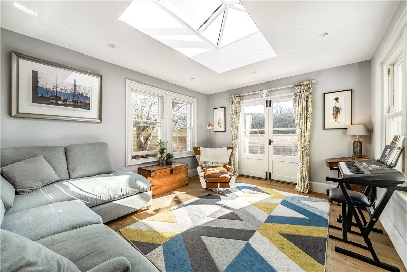 School Lane, Bentley, Farnham, Hampshire, GU10