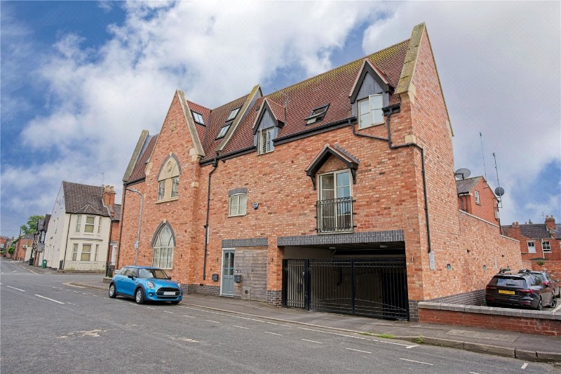 William Street, Leamington Spa, Warwickshire, CV32